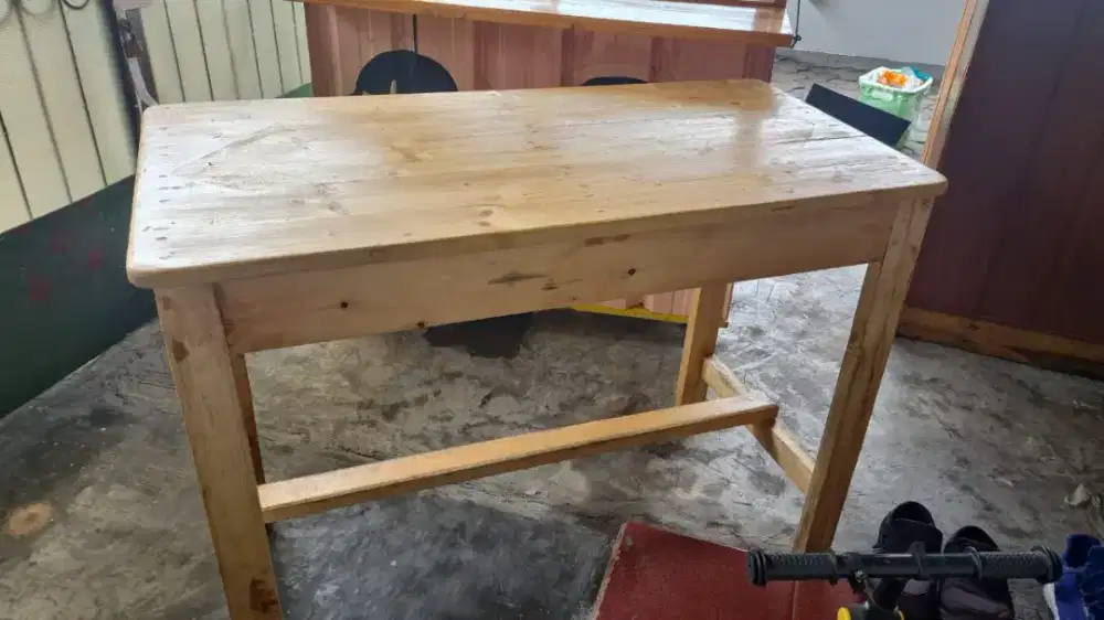 MEJA KAYU JATI BELANDA