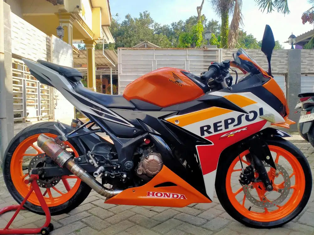 Honda CBR facelift pajak hidup lengkap sehat kterangan detail dibawah