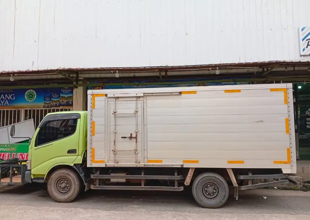 DIJUAL CEPAT HINO BATAM