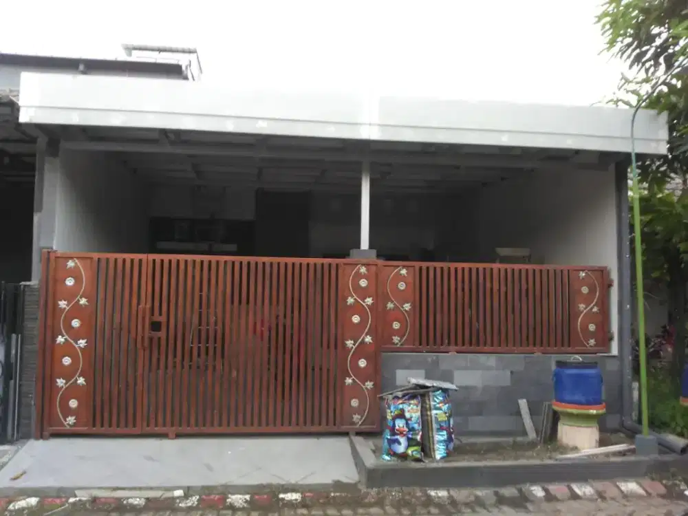 Rumah Westren Village Sememi Benowo