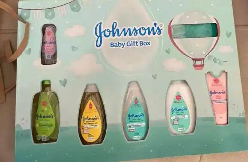 Johnson premium baby gift set