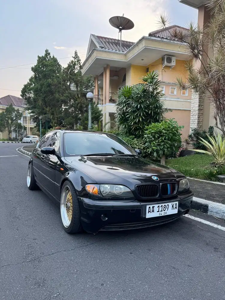 BMW E46 325i 2002