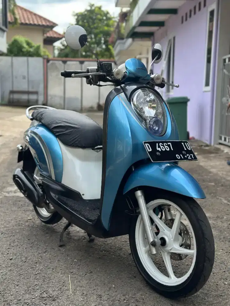 Dijual Scoopy karbu 2011