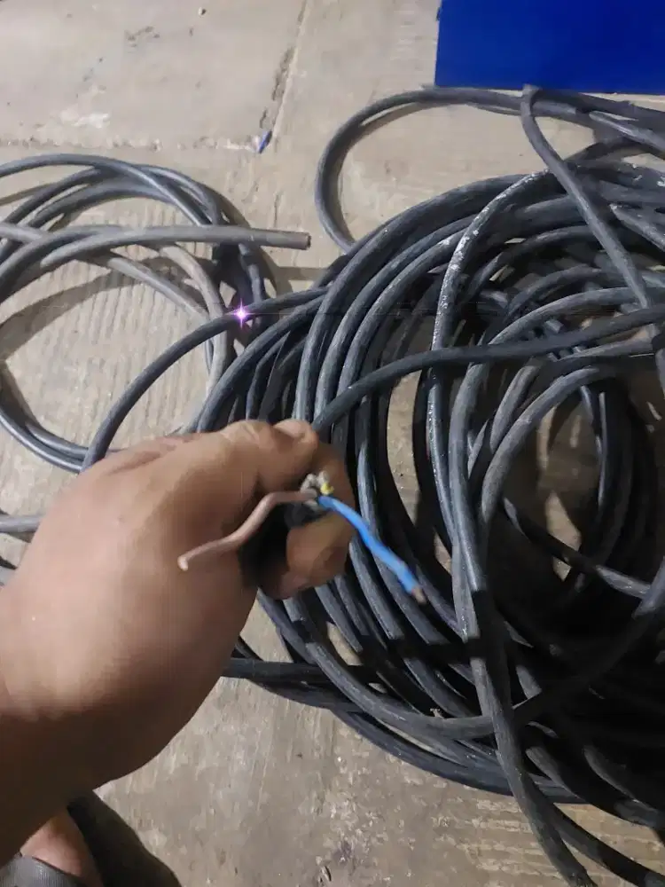 KABEL KAWAT ISI 3 X 1.5