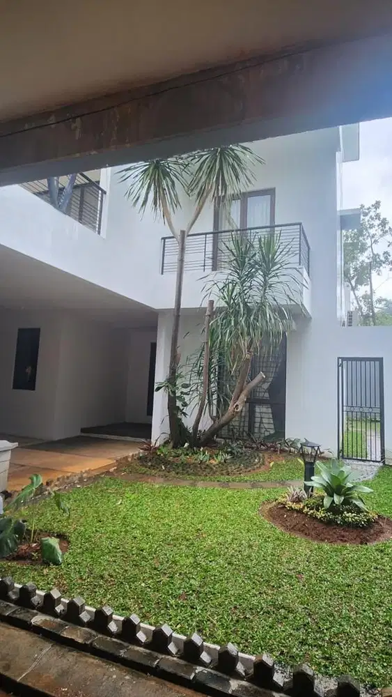 Disewa rumah siap huni di Primavera Foresta BSD