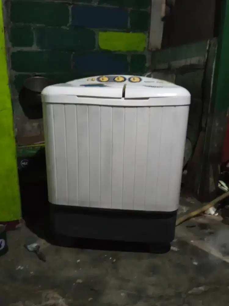 Mesin cuci Dempo 2 tabung