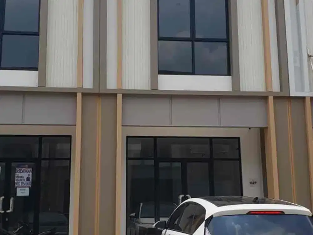 DISEWAKAN RUKO IL LAGO GRANDE 2 LANTAI  UNIT BARU  DI GADING SERPONG DEKAT BURSA MOBIL DAN RUMAH SAKIT COCOK KANTOR, CAFE,BIMBEL, TOKO PERLENGKAPAN DAN AKSESORIS MOBIL DAN ALAT KESEHATAN LOKASI SBRANG BURSA MOBIL DAN RS BETSHAIDA BEBAS PARKIR.