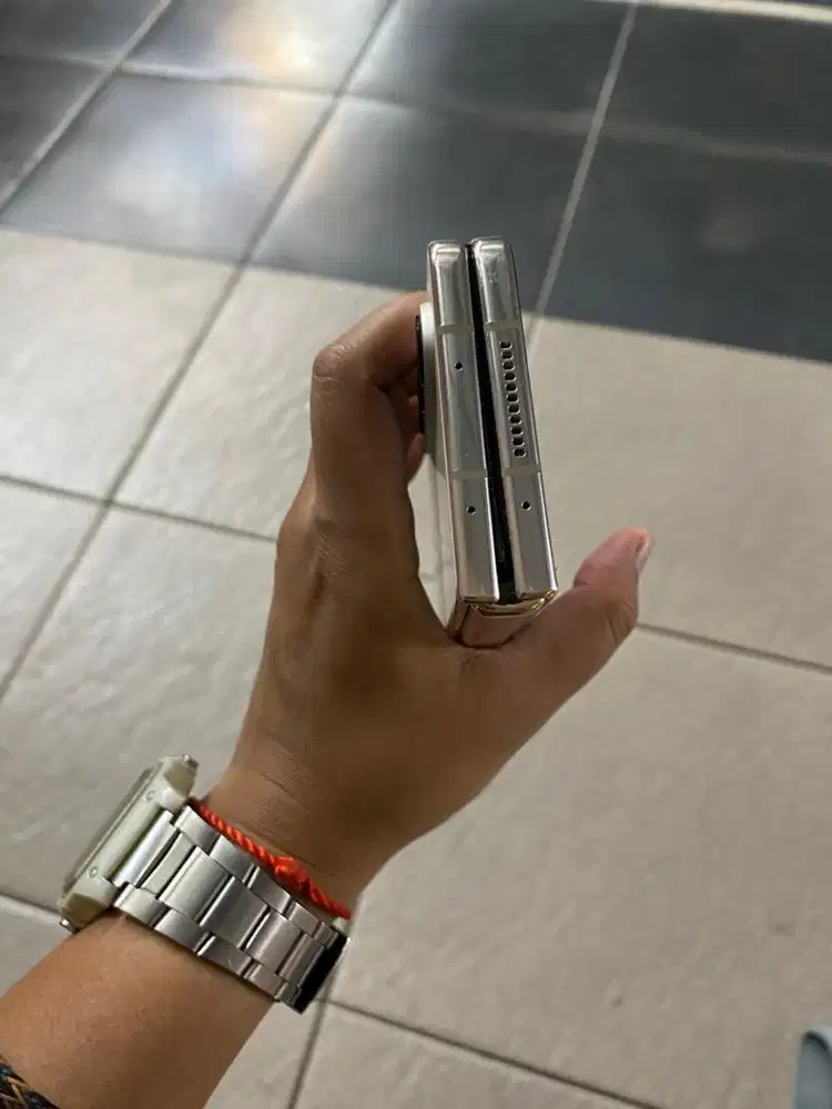 samsung Galaxy Zfold 4 RAM 12/512GB baca deskripsi