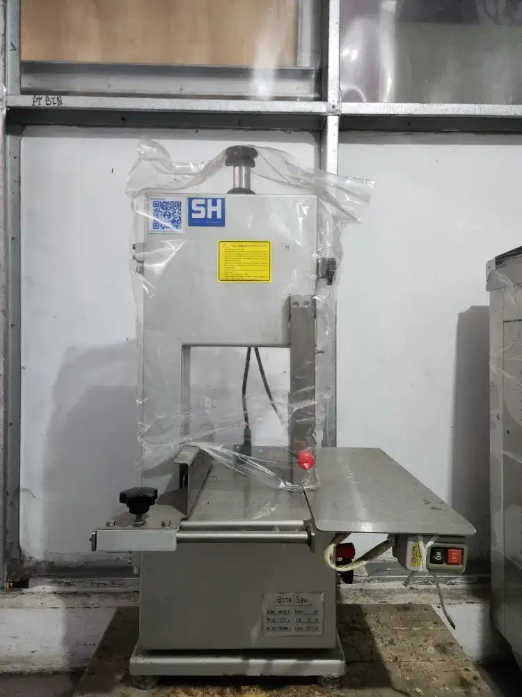 Dijual Murah Mesin Potong Daging Beku