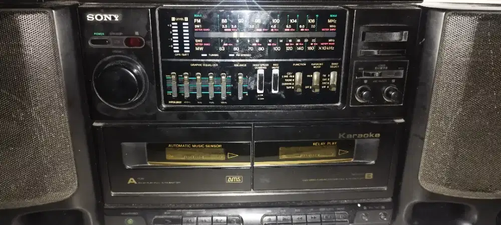 Tape compo SONY dan DVD Samsung