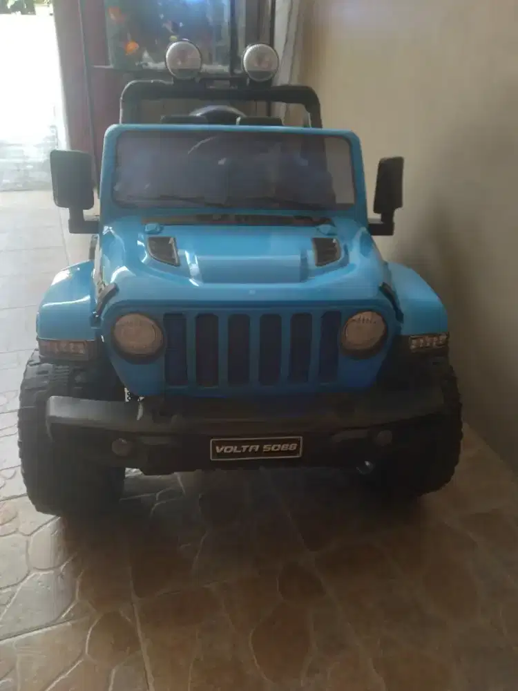 Mobilan aki jeep