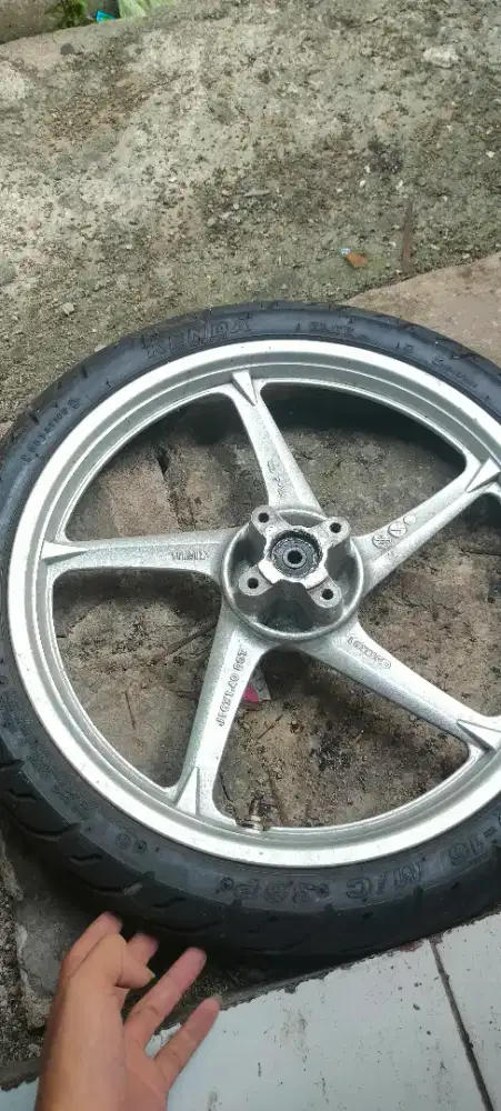 Velg Nouvo Enkei 2005