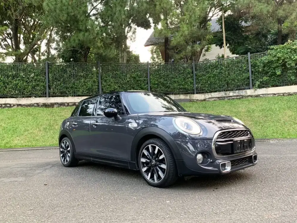 Mini Cooper S F55 2.0 Turbo 2015