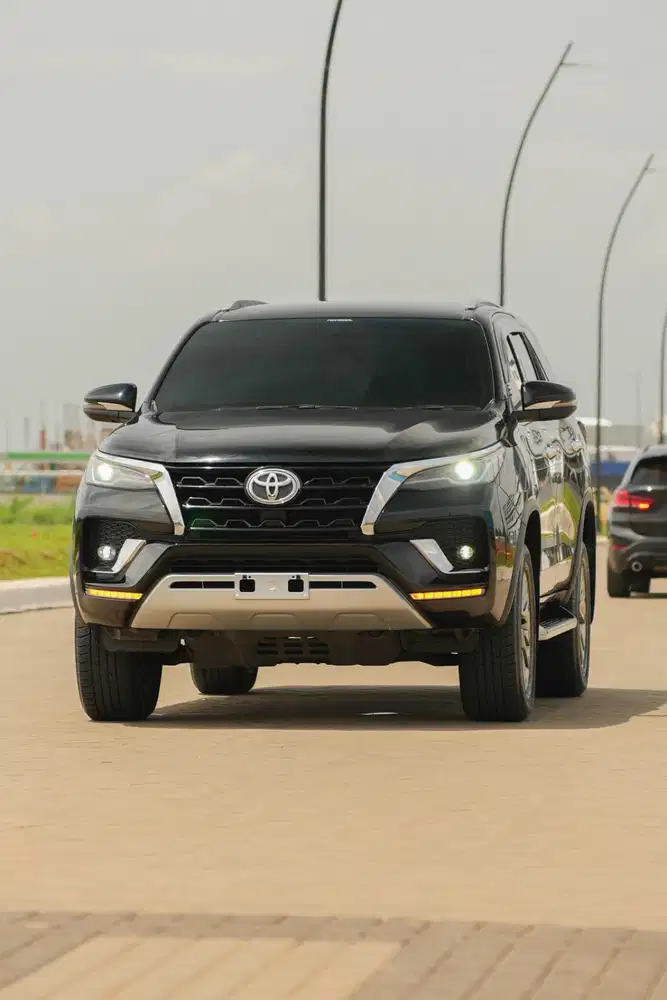 Ganteng bgt !! Toyota Fortuner 2.4 VRZ 2021