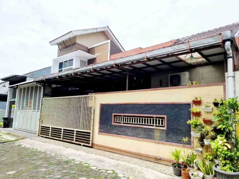 Rumah Bagus Luas 126m² di Cluster Strategis Dekat Exit Tol Klodran