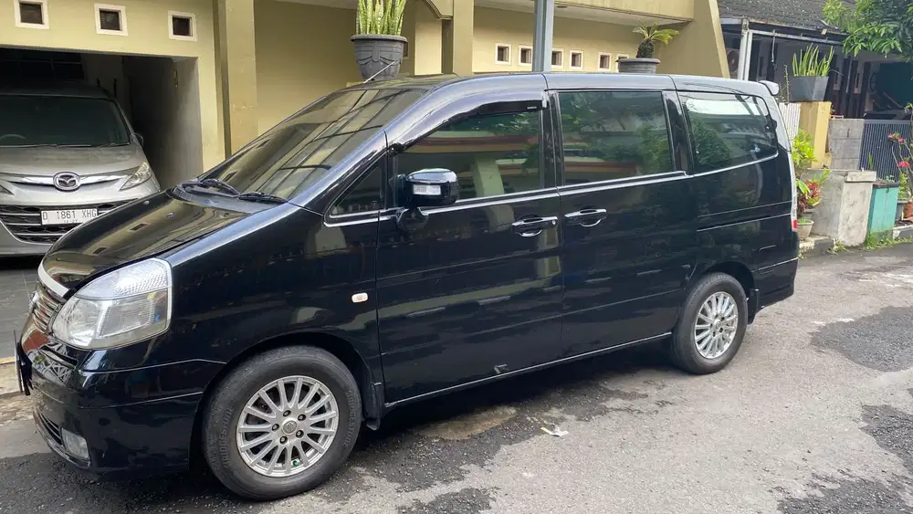 Nissan Serena 2008 Bensin