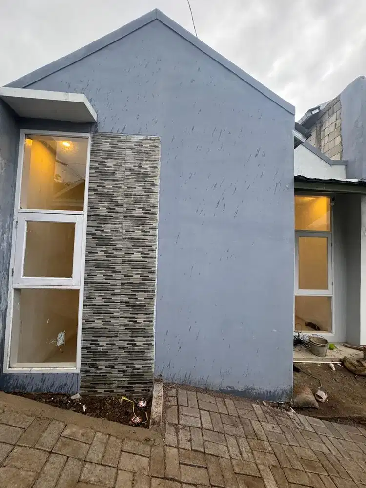 DIJUAL RUMAH BARU MINIMALIS  AKSES MOTOR, LOKASI STRATEGIS
