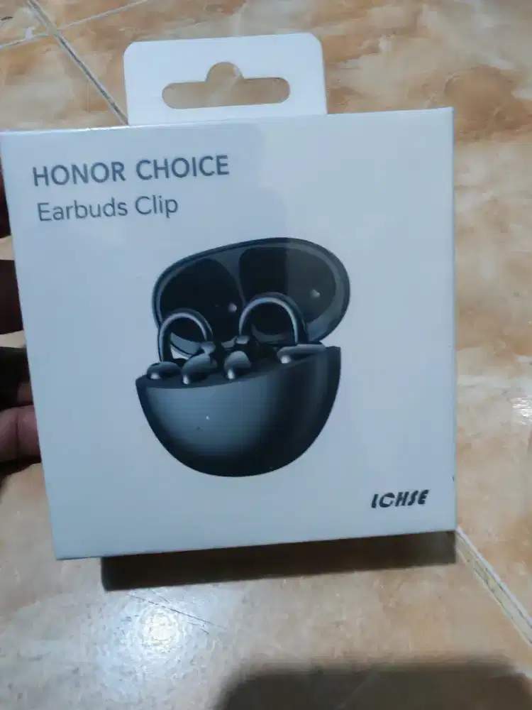 Honor Choice Earbuds clip