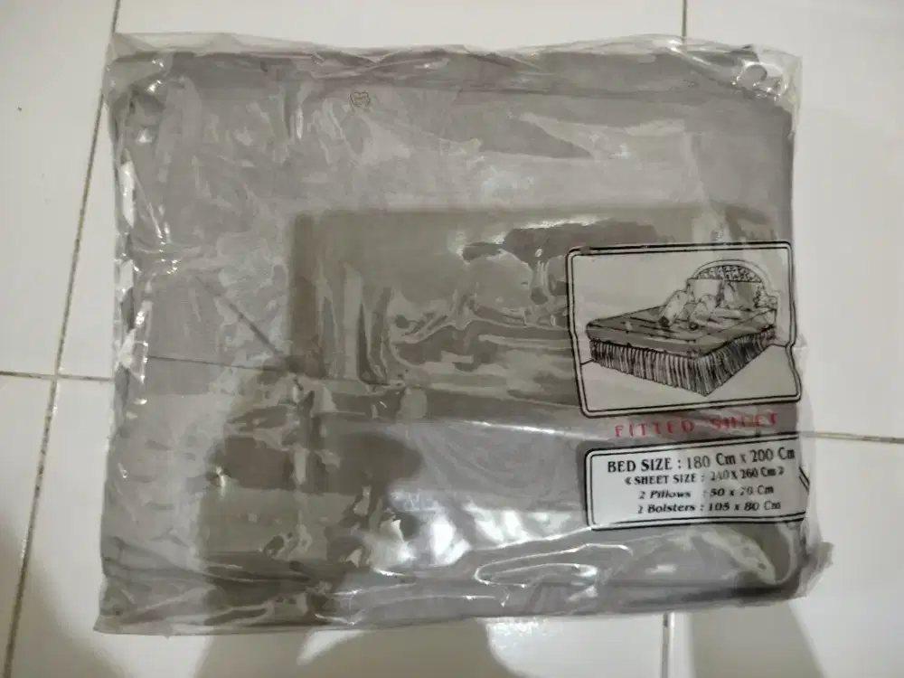 Sprei embross UK 180 katun jepang