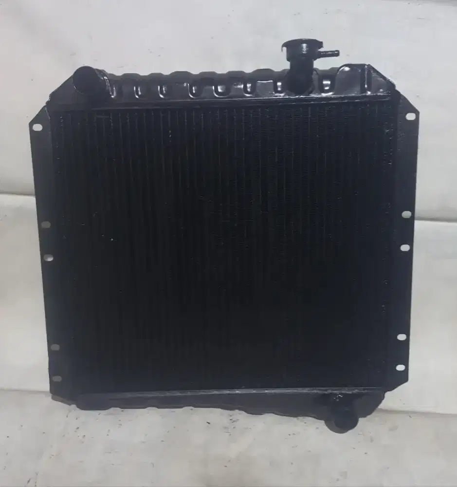 Radiator Toyota Hardtop FJ40 Bensin Custom 4 Ply