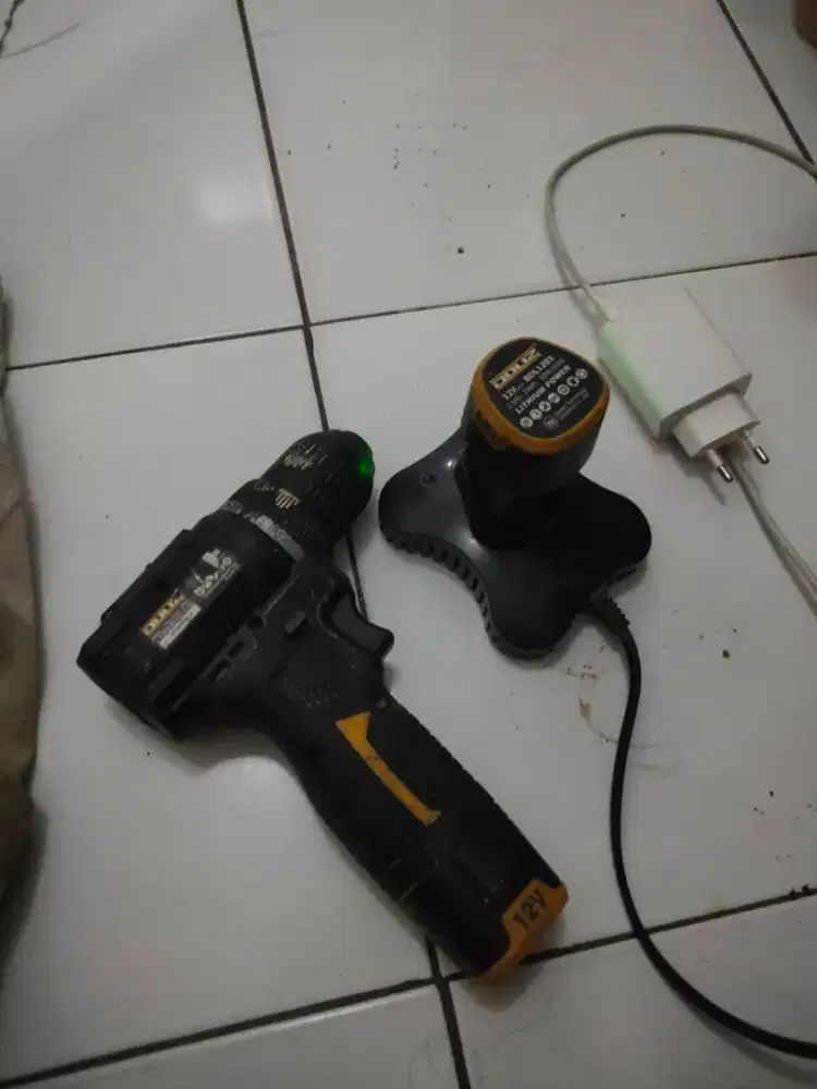 Bor batre dolliz 12 volt