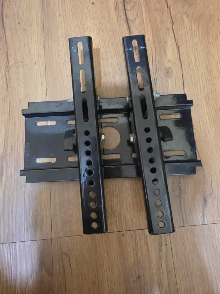 Braket TV LED , bracket TV LED 24 inch