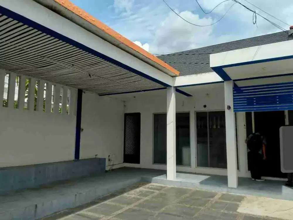 Rumah Untuk Kantor Atau Perniagaan, Sisi Jalan Raya di Rawamangun!