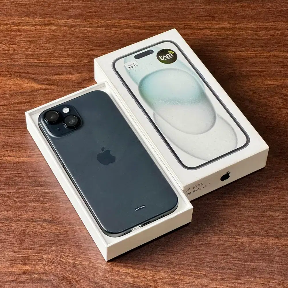 iPhone 15 256GB [ Black ] Garansi Resmi iBox