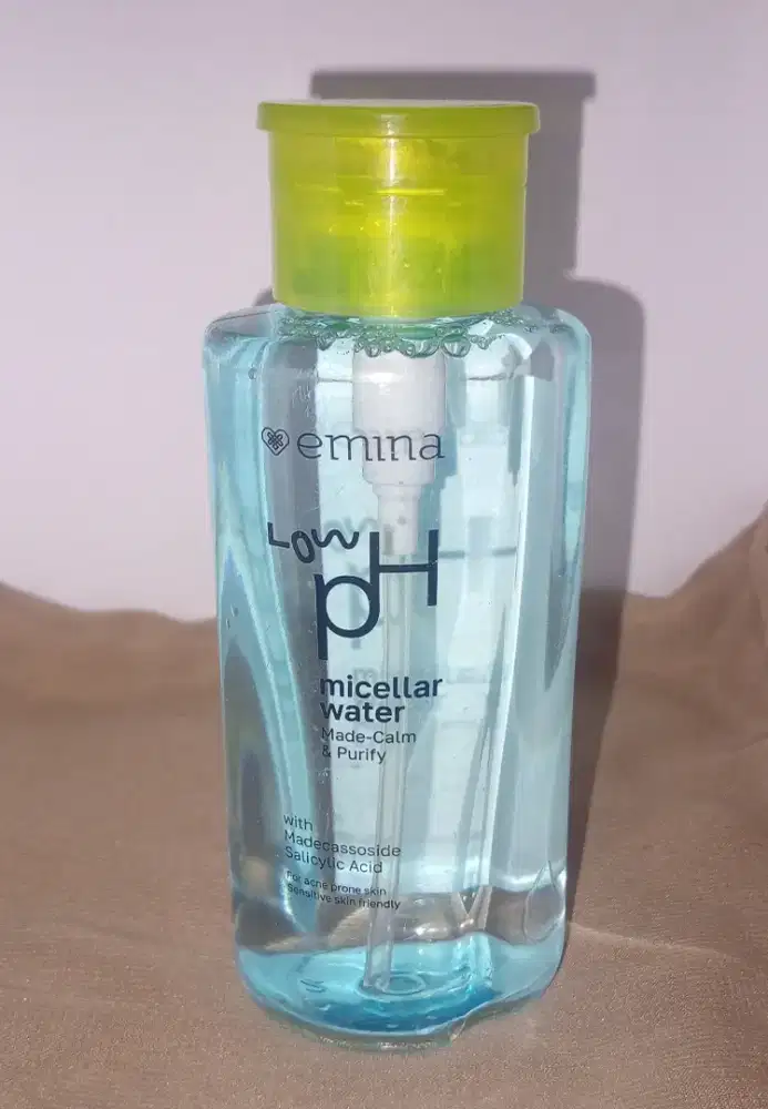 Emina Low pH Micellar Water Made-Calm & Purify HSC 2025