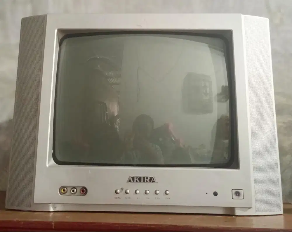 TV Mini Merk Akira