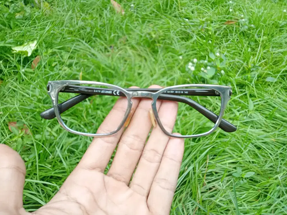 kacamata JUST CAVALLI original bekas seperti baru