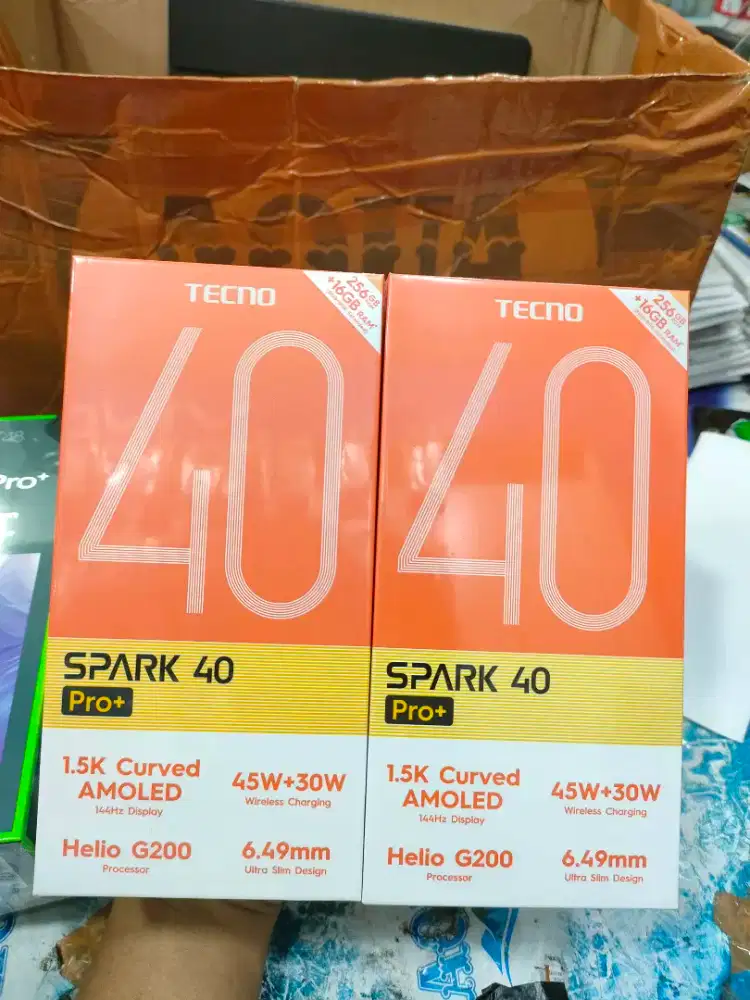 TECNO SPARK 40 PRO+ RAM 8GB+8GB/256GB ORIGINAL GARANSI RESMI