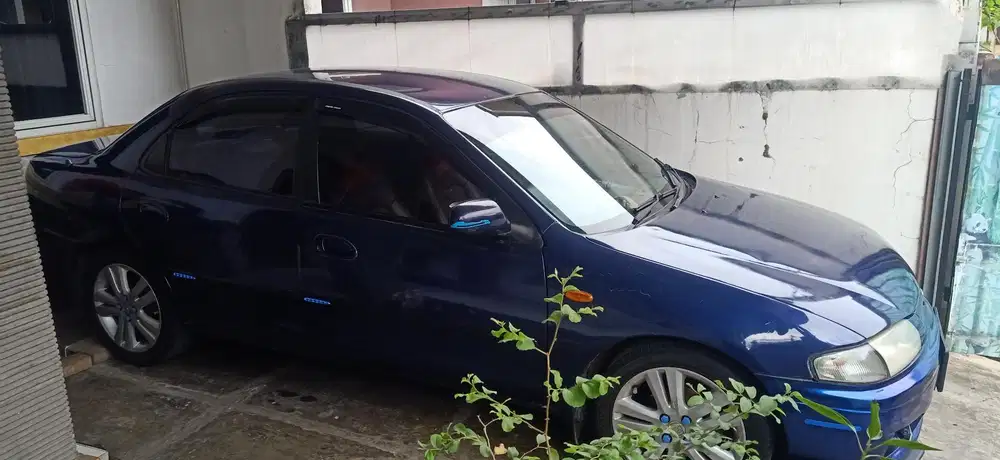 Mazda Familia 1997 Bensin