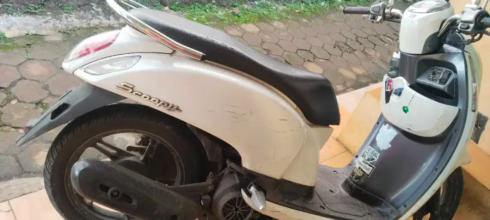 Di jual cepet motor scoopy