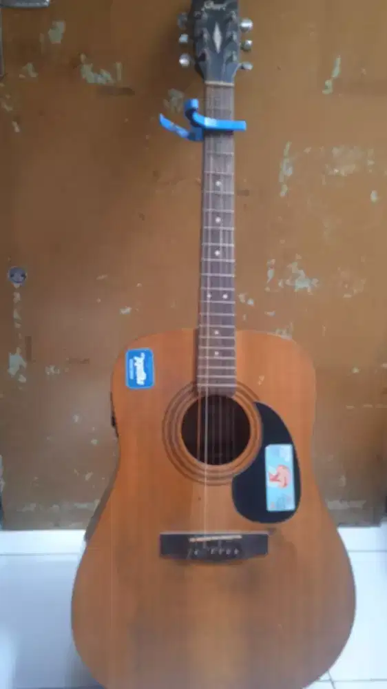 Gitar cort ad810e ns ori