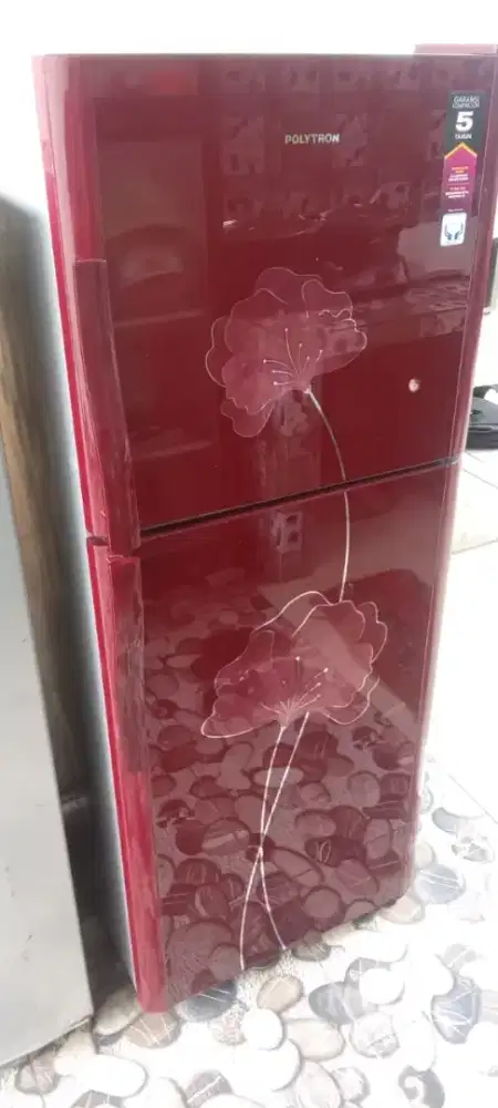 Kulkas 2 pintu polytron bagus normal dingin beku siap palai