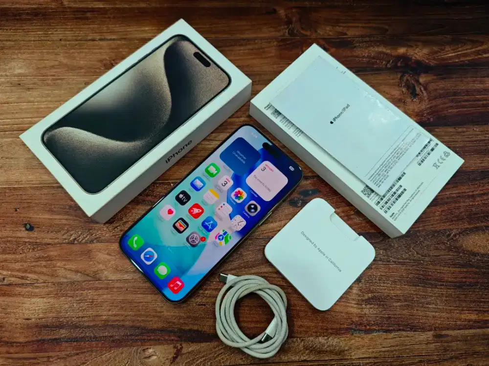 Iphone 15 Pro Max 256GB Natural Titanium Ex ibox Mulus Lengkap bs COD