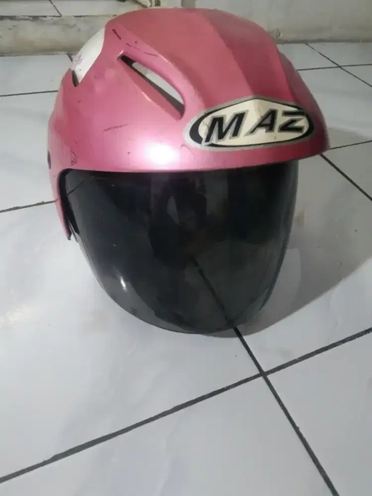 Helm motor sni maz