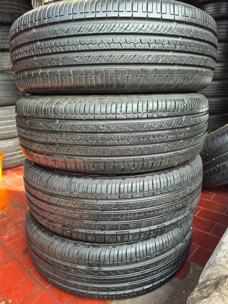 Ban copotan Gt radial savero Suv 205/70 R15 90% ..4pcs