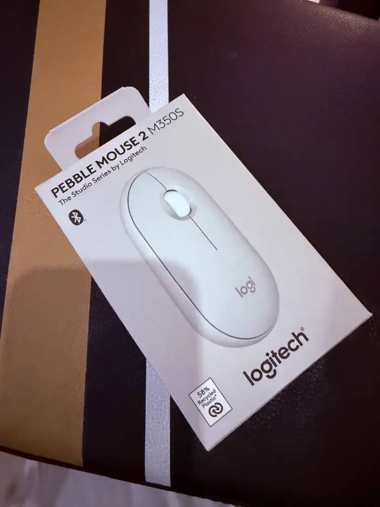 Mouse logitec pebble m350 baru