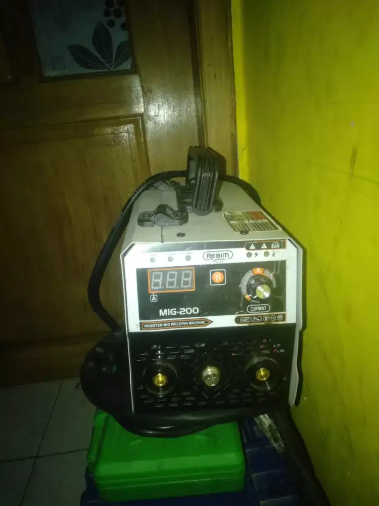 Reaim las MIG 200 dan MMA