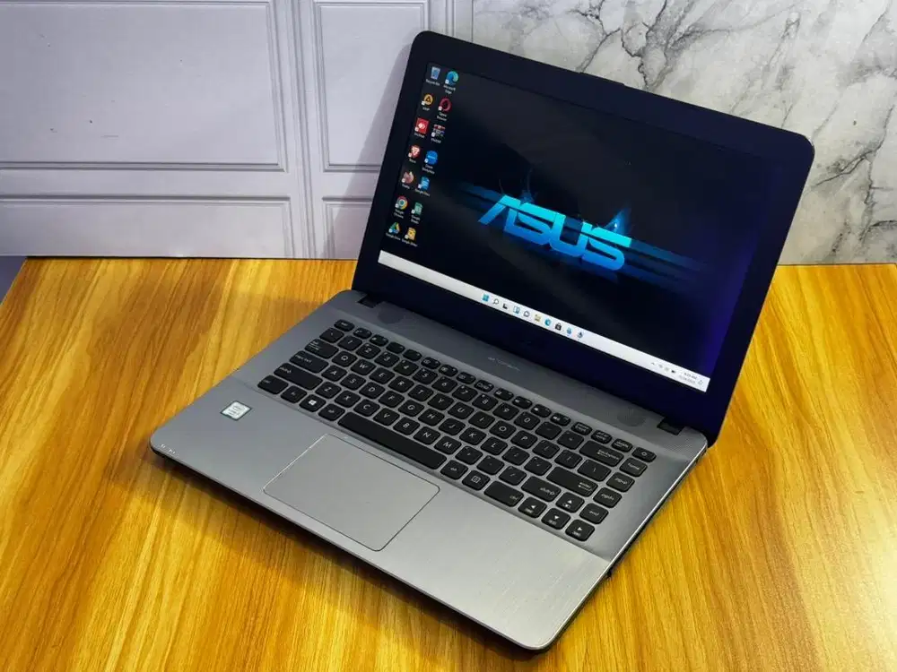 ASUS VIVOBOOK 14 X441UA I3-6006U RAM 8 GB SSD 128 GB HARDISK 320 GB