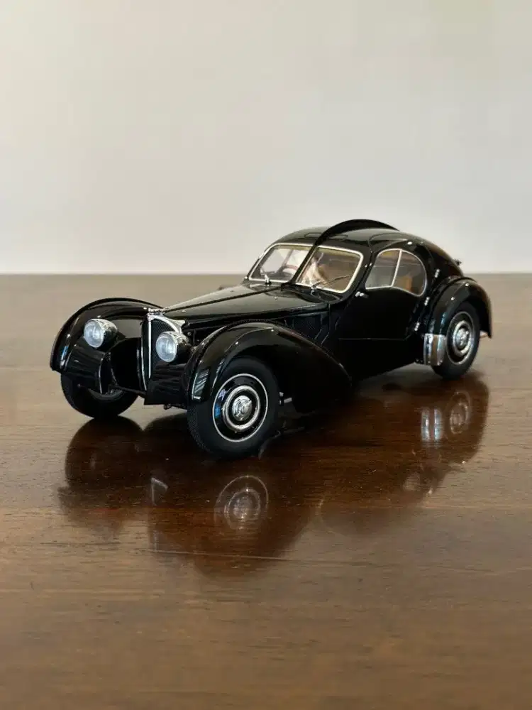 Autoart Signature Bugatti Type 57 SC Atlantic Model Car Mobil Diecast