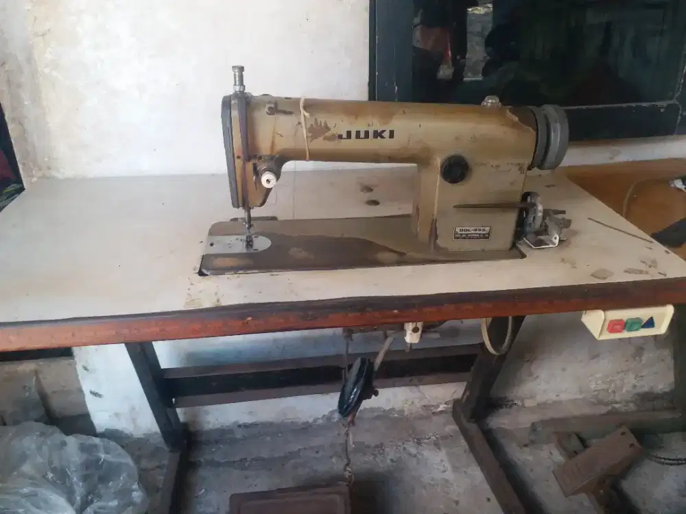 Mesin jahit & obras