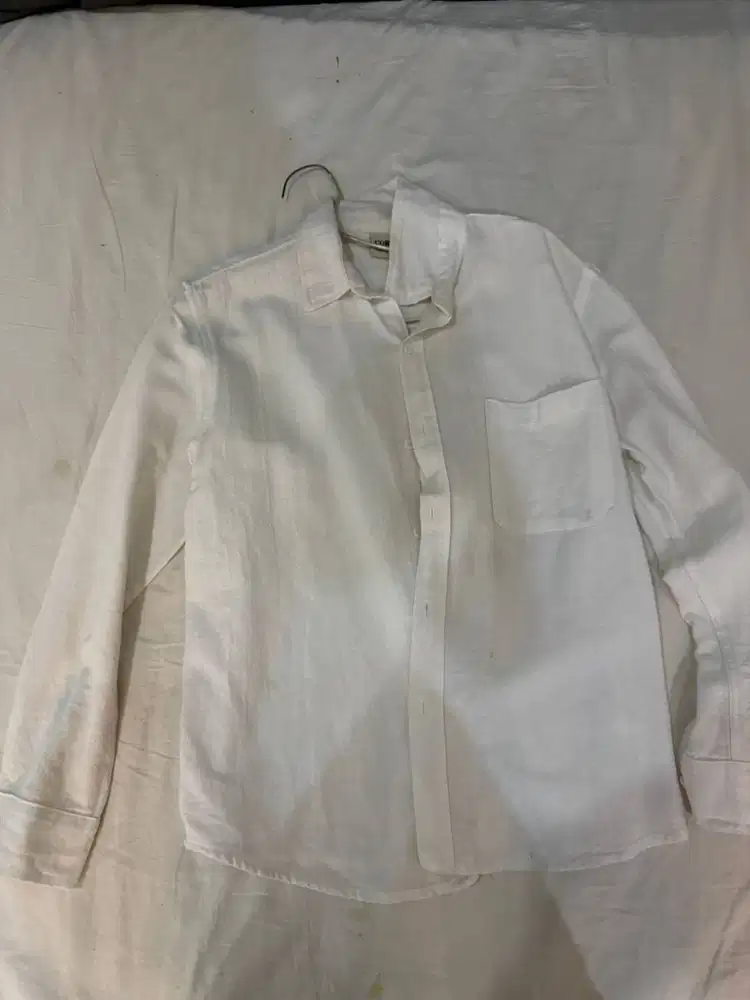 Preloved by Ard - Kemeja linen putih