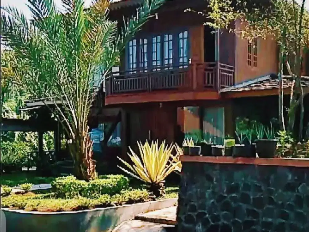 Tanah Matang Bonus Villa dan kolam renang di cimanggung parakan Muncang Sumedang