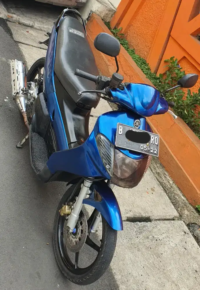 Yamaha Nouvo Sporty Istimewa