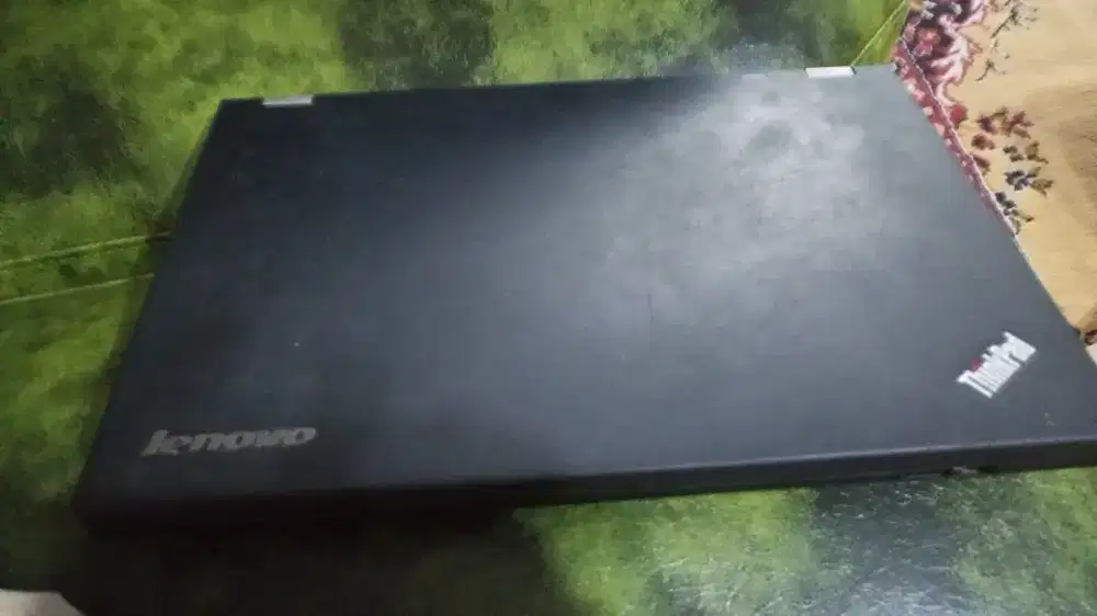 Laptop Thinkpad lenovo i5 6Gb, ssd, lancar jaya, pad lancar,  minus