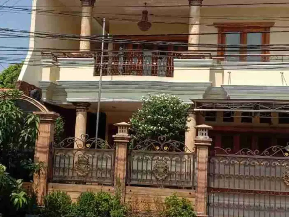 Di Jual Rumah Tinggal Bisa Jadi Kantor / Usaha - Jl. Raya Perumnas Klender