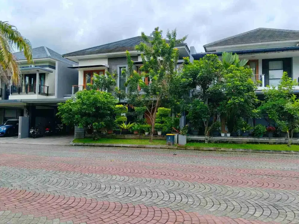 Disewakan Rumah Mewah Di Bale Hinggil Jl. Kaliurang KM 8.5 Dekat UGM, Pakuwon Mall